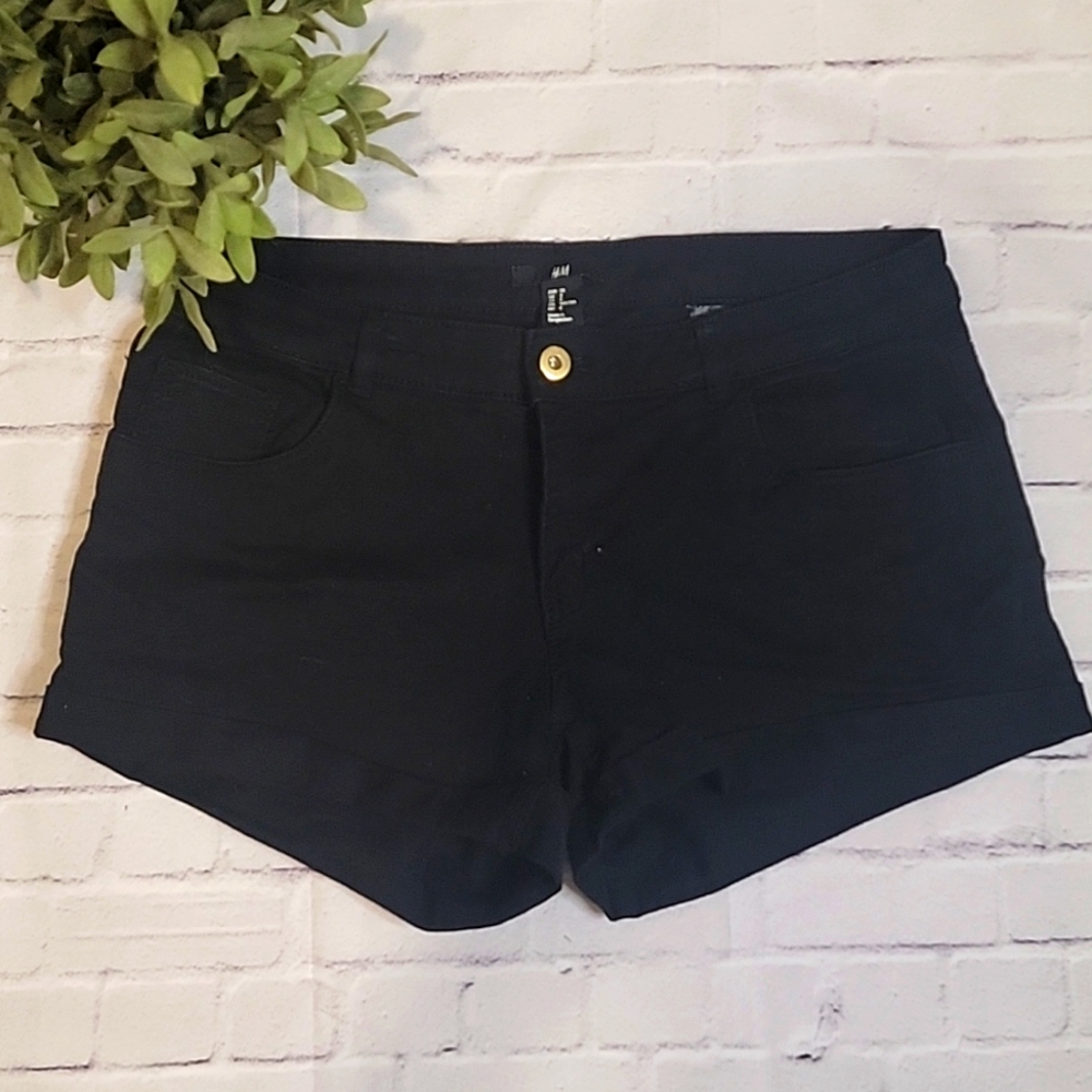 H&M Black Jean Shorts  Size 8